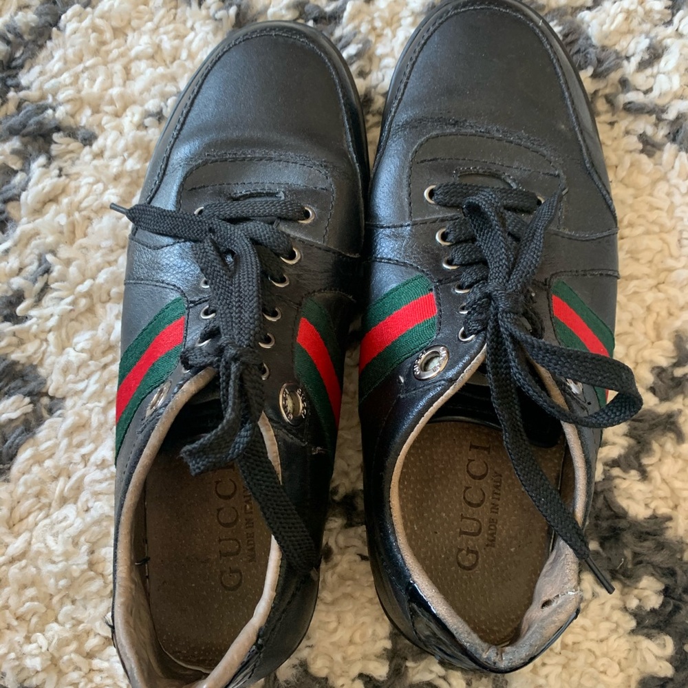 Black Gucci Tennis shoe size 45